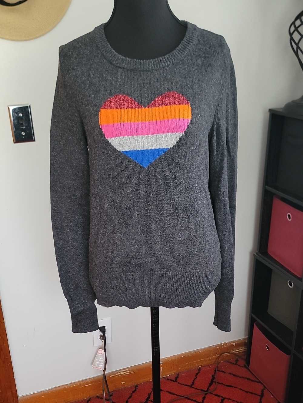 GAP Charcoal Crewneck Sweater with Multicolor Heart Stripes size small